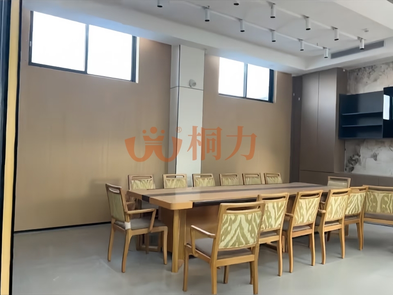 1732003855124052.jpg 活动室.jpg